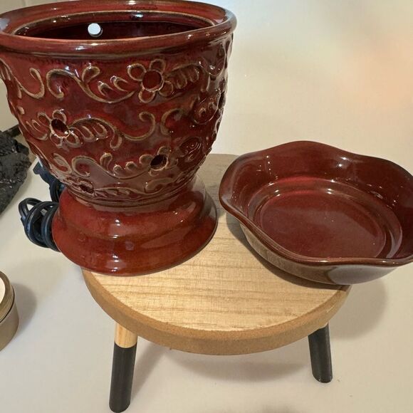 3 SCENTSY WAX WARMERS "ROMA" set of 3  to all match together in your home! - Picture 3 of 3
